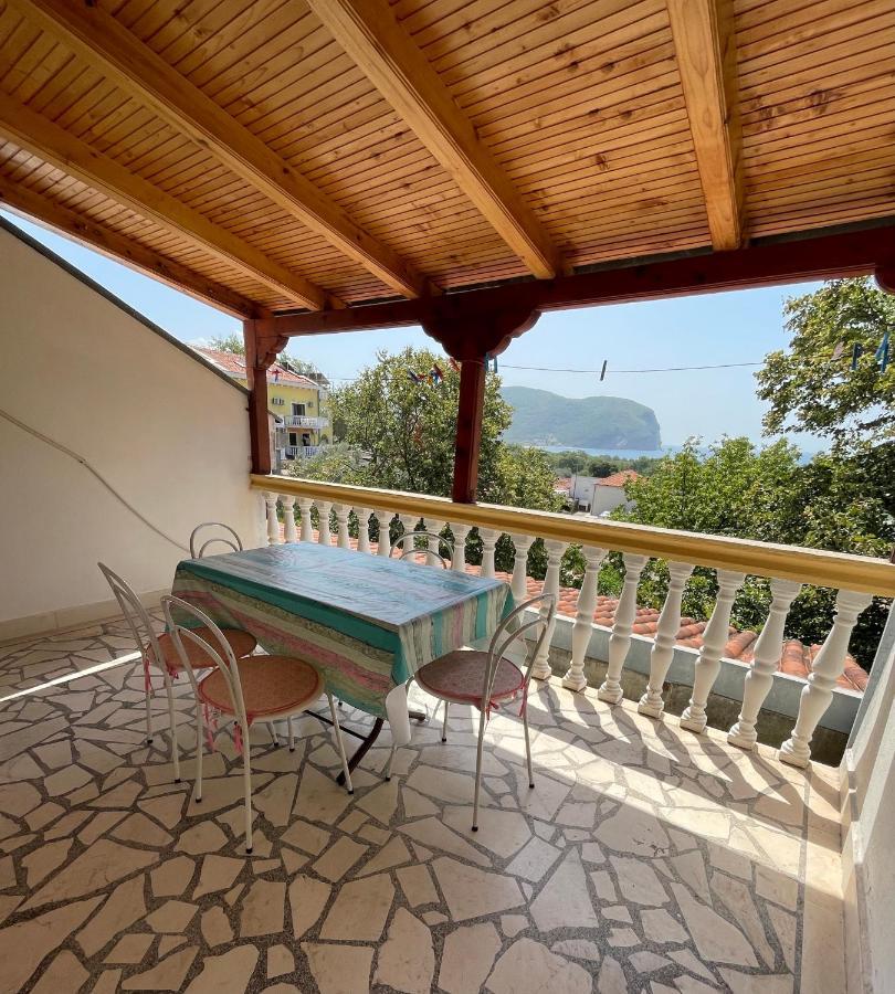 Vuko I Magdalena Midzor Apartamento Petrovac Exterior foto