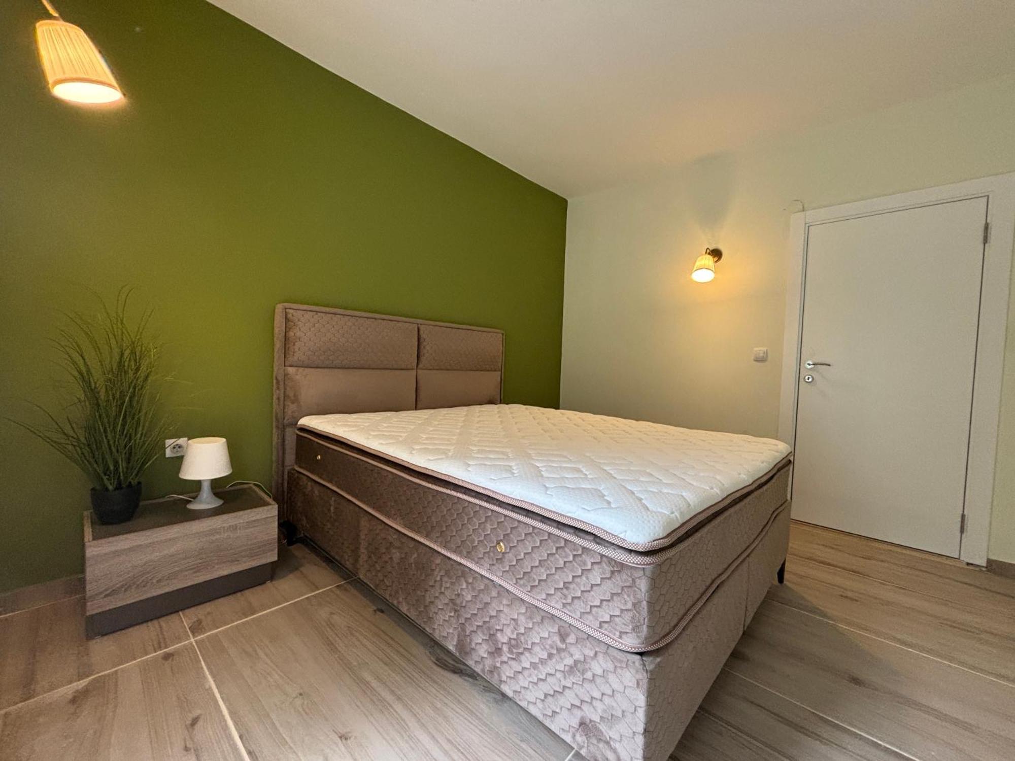 Vuko I Magdalena Midzor Apartamento Petrovac Exterior foto