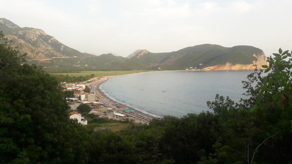 Vuko I Magdalena Midzor Apartamento Petrovac Exterior foto