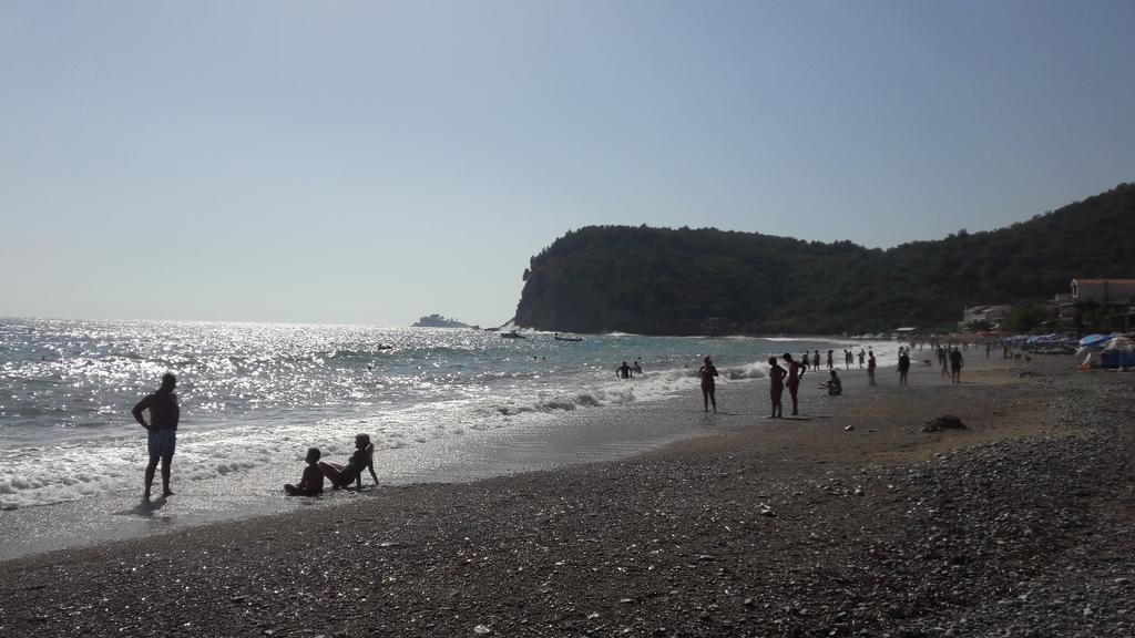 Vuko I Magdalena Midzor Apartamento Petrovac Exterior foto